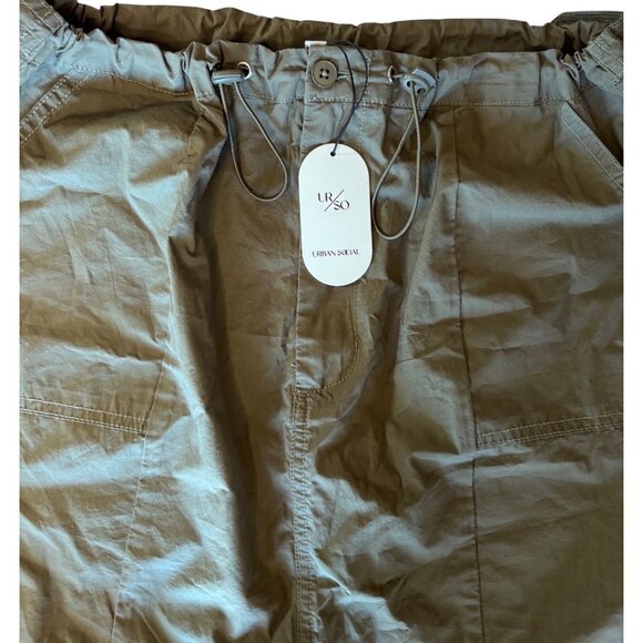 Urban Social Olive Green Cargo Parachute Skirt Size Large New With Tags - Picture 4 of 10